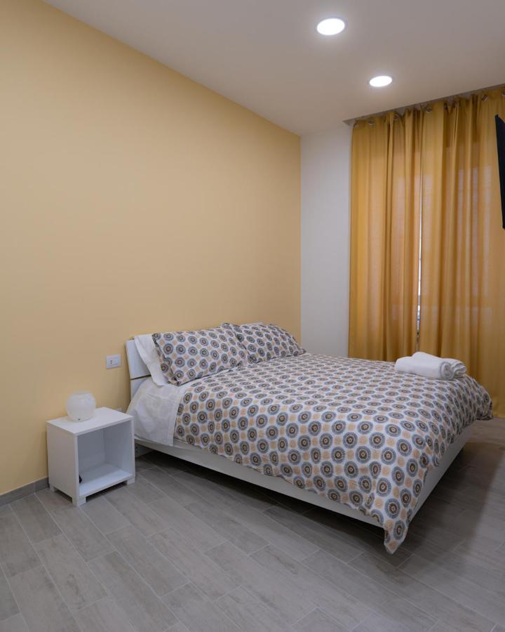 Dimora Cavour Hotel Naples Exterior photo
